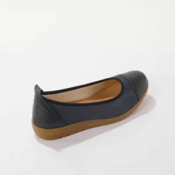 Ballerines en cuir largeur confort, avec empiècements extensibles