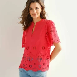Blouse col tunisien manches courtes, broderie anglaise