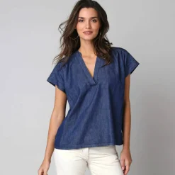 Blouse col V manches courtes denim léger