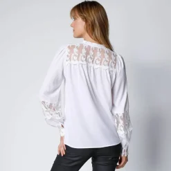 Blouse dentelle manches longues blousantes