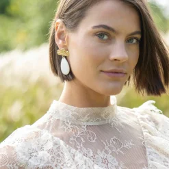 Blouse dentelle volantée