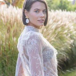 Blouse dentelle volantée