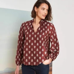 Blouse imprimée col montant, manches blousantes