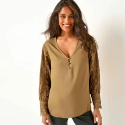 Blouse macramé col V manches longues, crêpe fluide