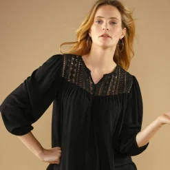 Blouse macramé manches 3/4