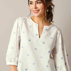 Blouse manches 3/4, broderies papillons