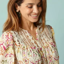 Blouse Spécial Petites avec macramé et manches 3/4