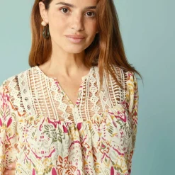 Blouse Spécial Petites avec macramé et manches 3/4