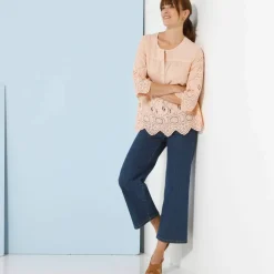 Blouse unie manches 3/4, broderie anglaise