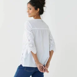 Blouse unie manches 3/4, broderie anglaise