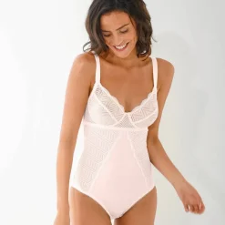 Body dentelle maille gainante - avec armatures