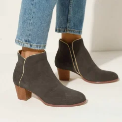 Boots cuir liseré doré