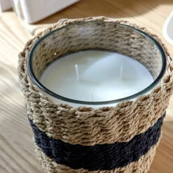 Bougie parfumée et panier tressé