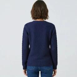 Cardigan boutonné, maille torsadée
