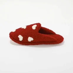 Chaussons forme mules imprimé coeur