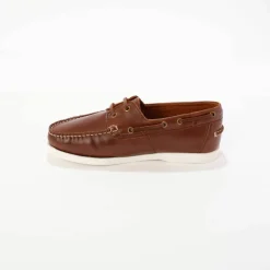 Chaussures bateau en cuir