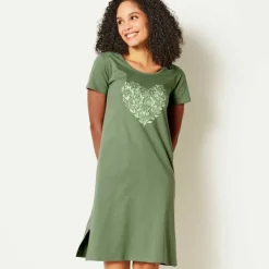 Chemise de nuit courte imprimée cœur