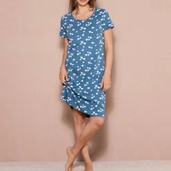 Chemise de nuit courte imprimée "cœurs"