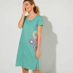Chemise de nuit courte imprimé rosaces