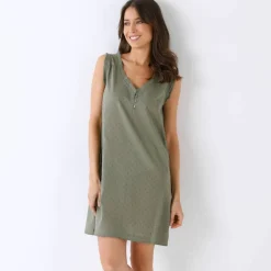 Chemise de nuit légère en voile de coton effet plumetis, sans manches