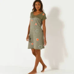 Chemise de nuit rayée et étoiles, fils teints