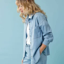 Chemise en denim Spécial Petite, coupe loose