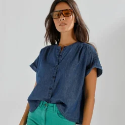 Chemisier boutonné en jean, manches courtes