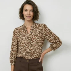 Chemisier boutonné, voile imprimé léopard