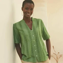 Chemisier col tunisien en broderie anglaise, manches courtes