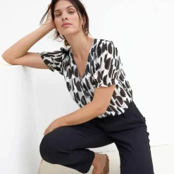 Chemisier manches blousantes imprimé bicolore, voile jacquard