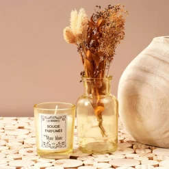 Coffret avec bougie parfumée, vase et fleurs séchées