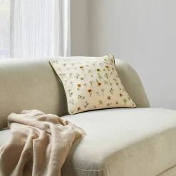 Coussin coton lin broderie fleurie