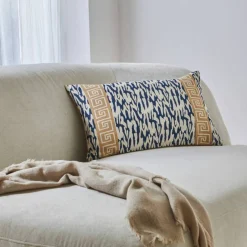 Coussin rectangulaire imprimé géométrique