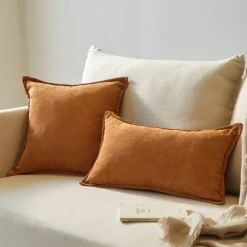 Coussin uni velours côtelé