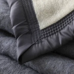 Couverture bicolore pure laine 600 g/m²
