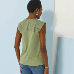 Débardeur col V, détail dos broderie anglaise