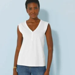 Débardeur col V, détail dos broderie anglaise