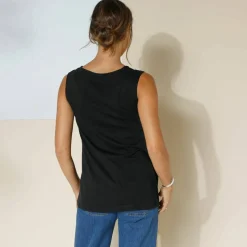 Débardeur à plastron macramé