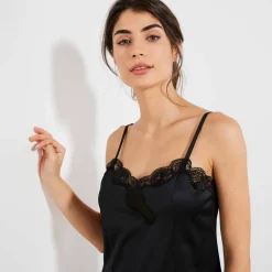 Fond de robe en satin antistatique