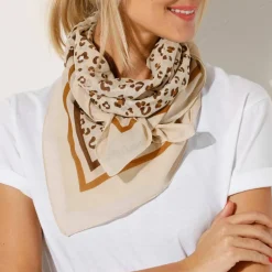 Foulard imprimé léopard