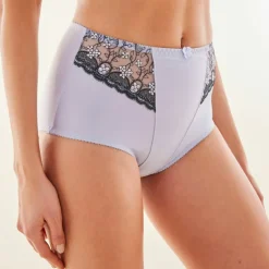 Gainette microfibre tulle brodé Caminata
