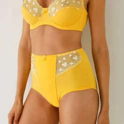 Gainette microfibre tulle brodé Caminata