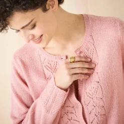 Gilet boutonné, maille ajourée