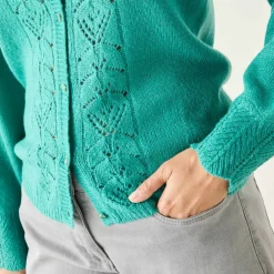 Gilet boutonné, maille ajourée