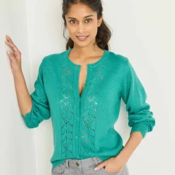 Gilet boutonné, maille ajourée