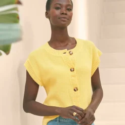 Gilet boutonné, sans manches