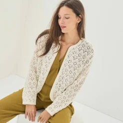 Gilet manches longues, maille ajourée fantaisie