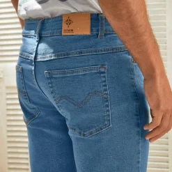 Jean droit basique coton stretch - L28
