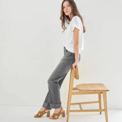 Jean droit à revers 7/8ème, taille haute