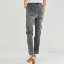 Jean droit à revers 7/8ème, taille haute